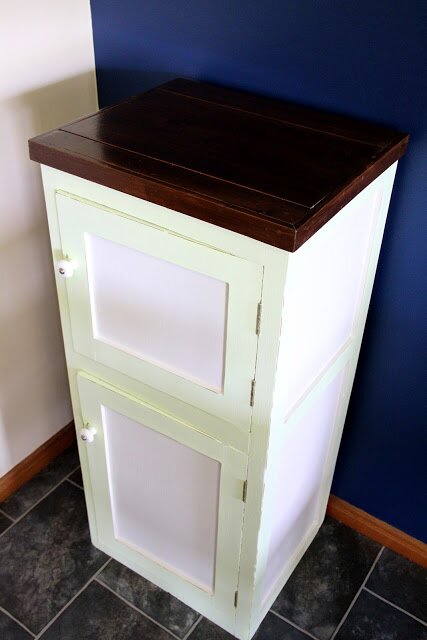 Poppas cabinet 020